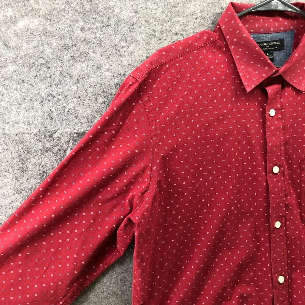 Banana Republic Soft Wash Long Sleeve Shirt Men L Red White Printed Standard Fit